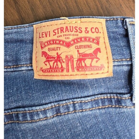 Levi's 311 Jeans Womens 30x30 Shaping Skinny Waterless Light Wash - Picture 14 of 16